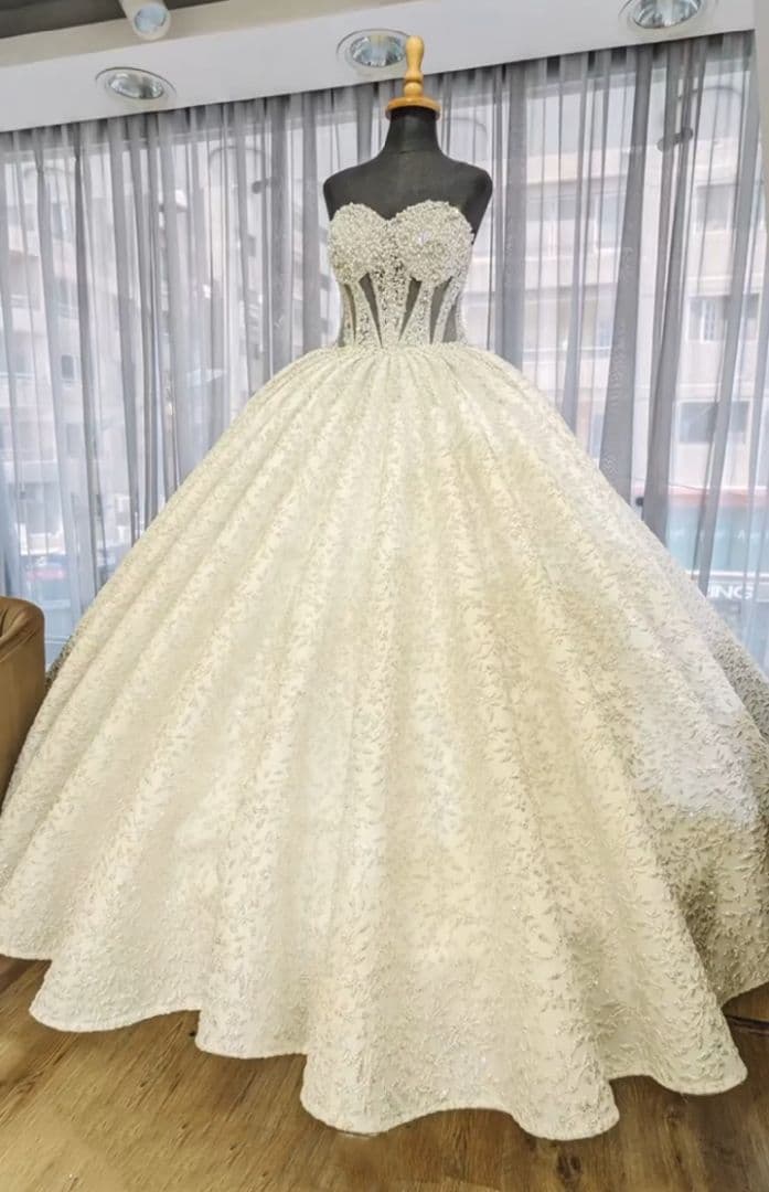 【最終処分セール 11月末日発送】全面パールウェディングドレス