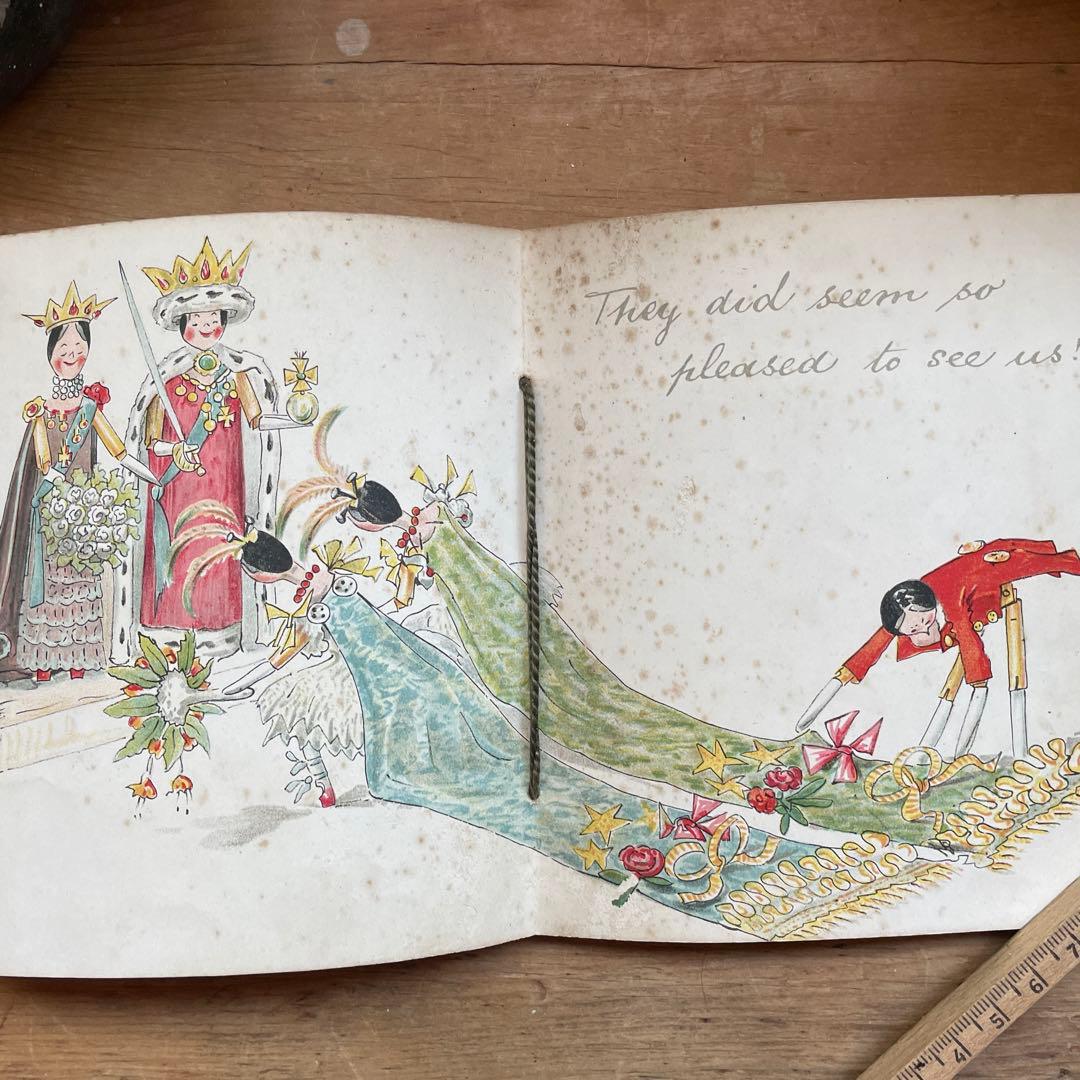 アンティーク　ペグドール　ピクチャーブック