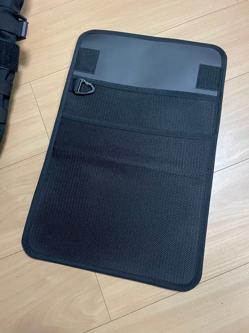 RESISTANT BAGS ULTIMATE メッセンジャーバッグ