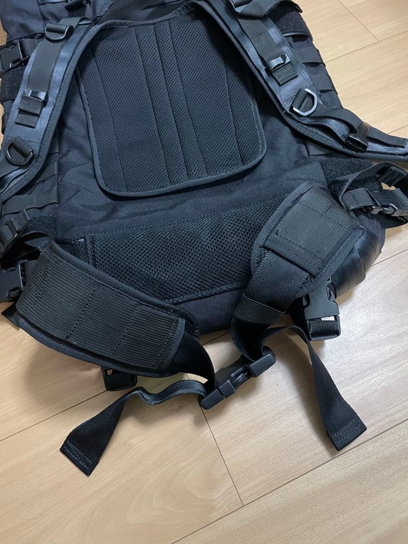 RESISTANT BAGS ULTIMATE メッセンジャーバッグ