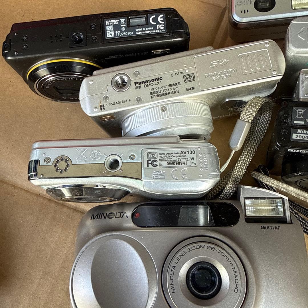 Nikon COOLPIX P300 / Canon等 デジタルカメラまとめて