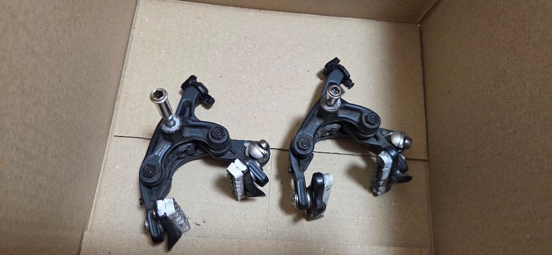 ULTEGRA R8000 キャリパーブレーキ　前後セット