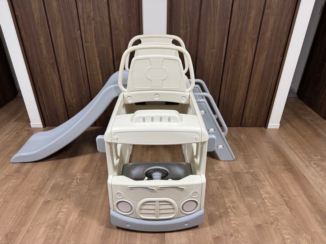 「送料込み」すべり台　滑り台　YAYA バスケットゴール付き