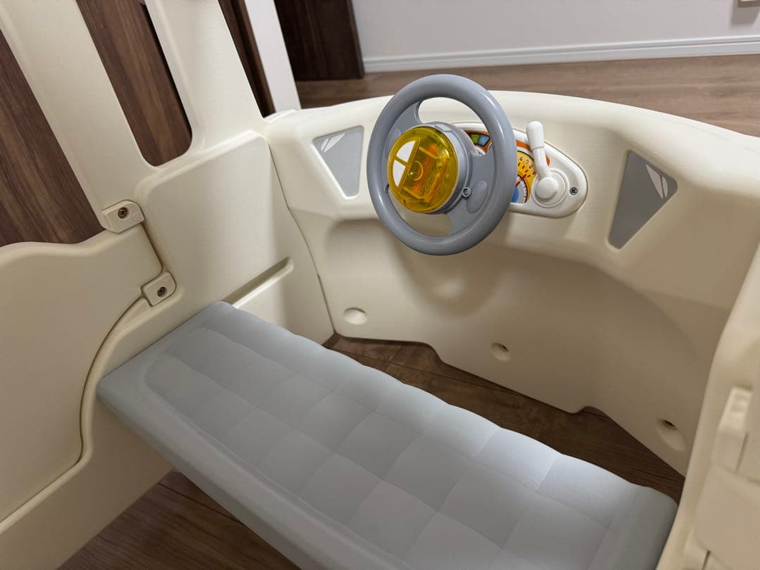 「送料込み」すべり台　滑り台　YAYA バスケットゴール付き