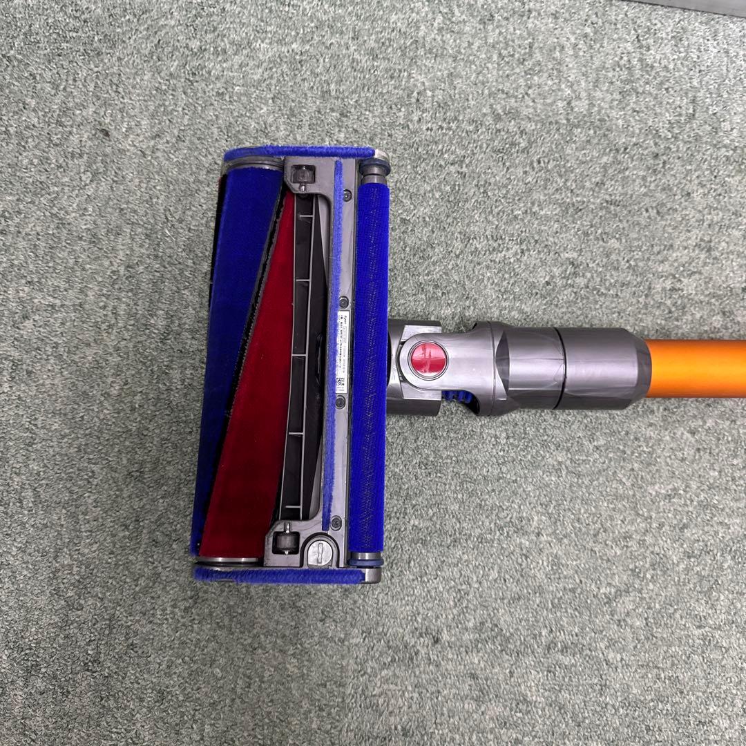 ★ ダイソン　掃除機　v8 fluffy