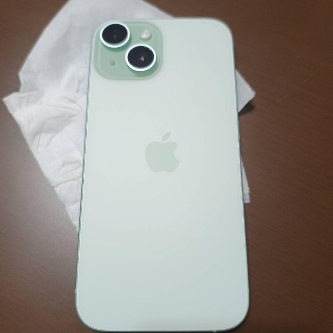 Apple iPhone 15 128GB グリーン