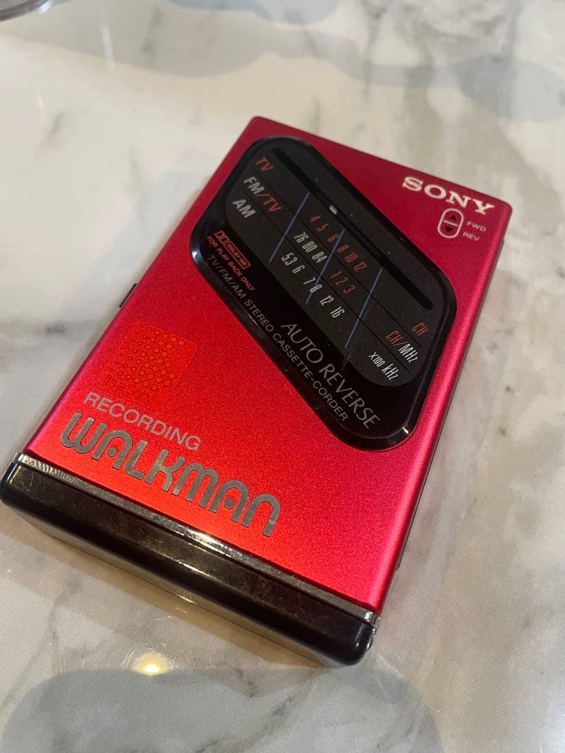 SONY ウォークマン WM-F203 赤 レッド カセットプレーヤー ジャンク