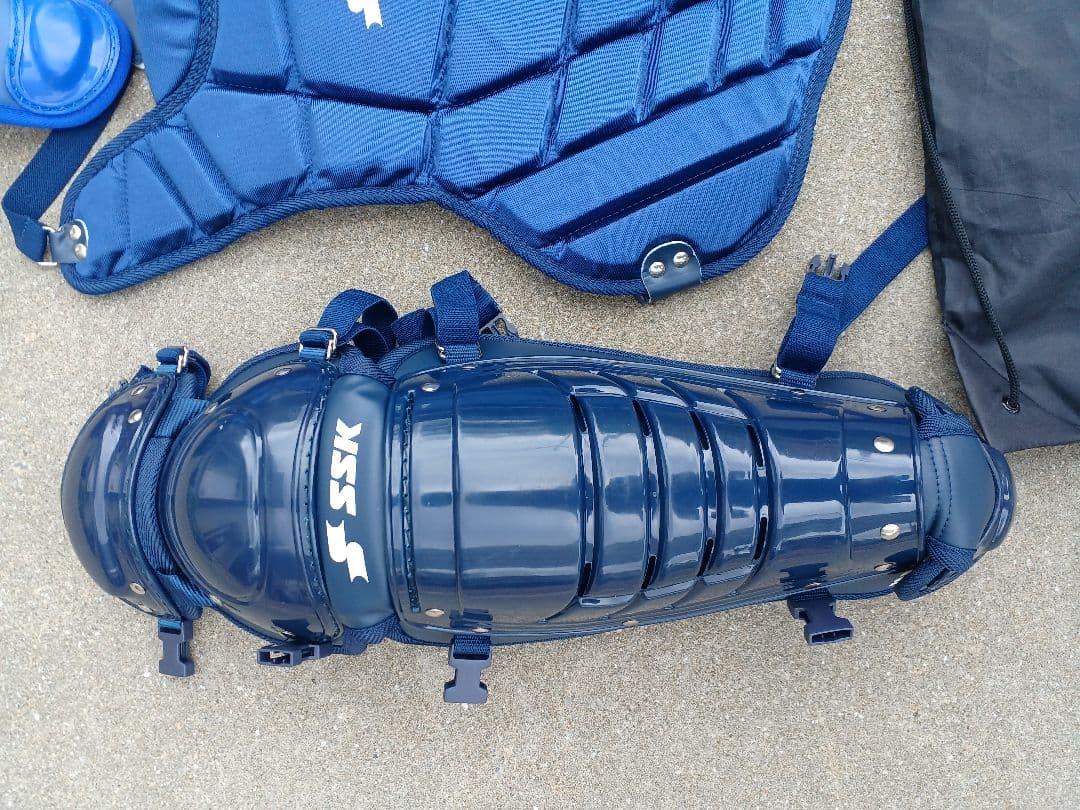 野球　キャッチャー防具　ヘルメット