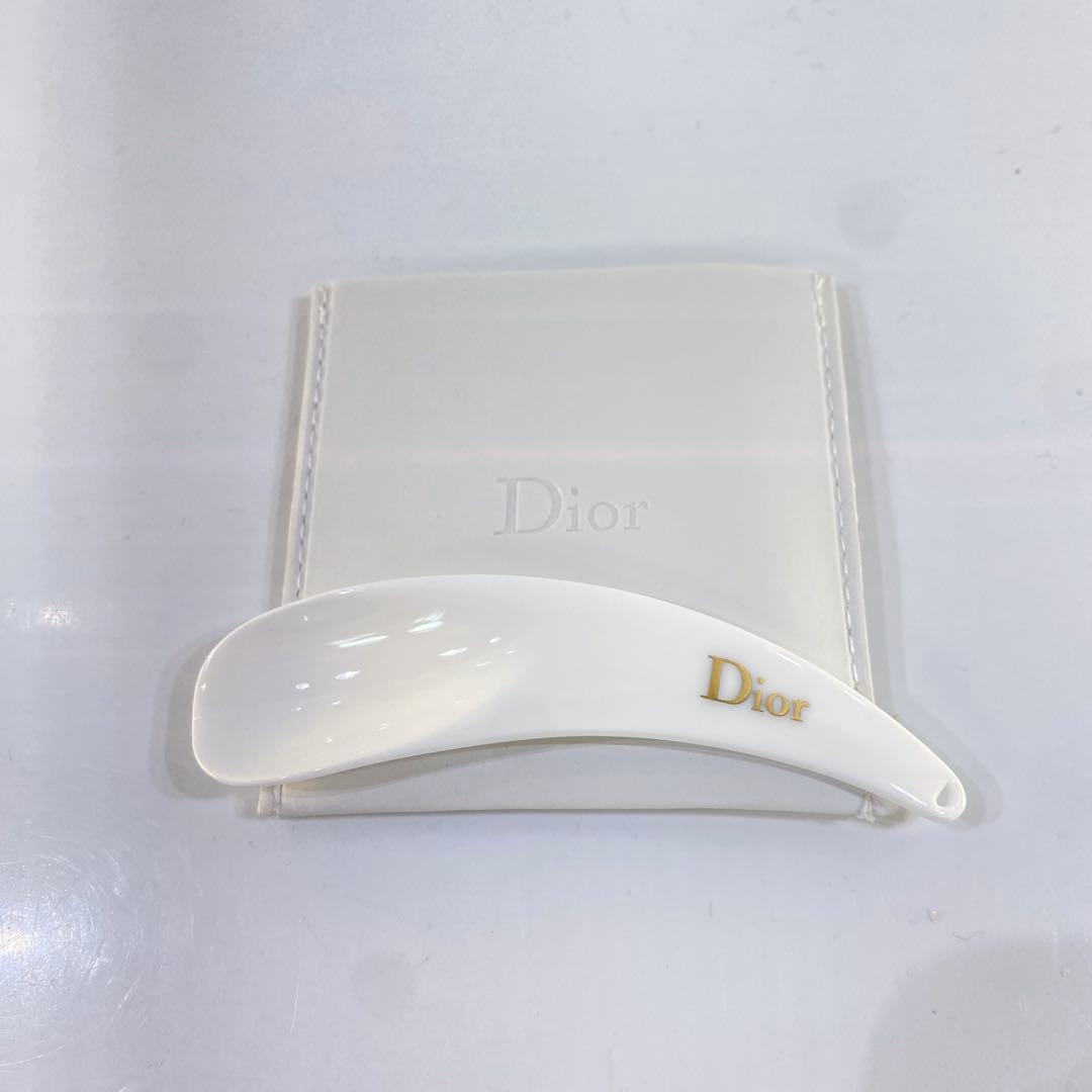 ディオール　プレステージ　ル　ゴマージュ　150ml