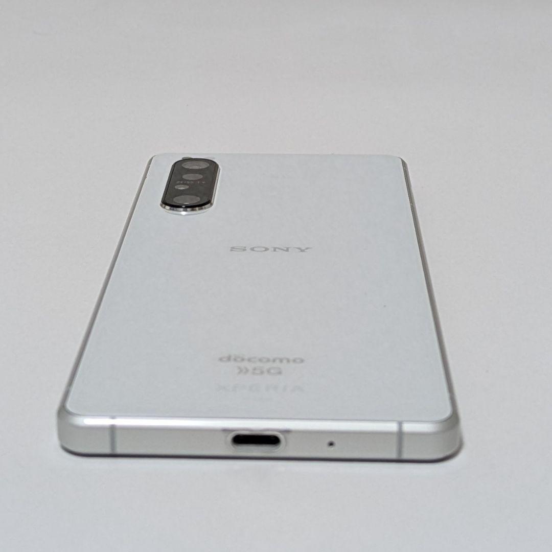 【液晶美品】Xperia 1 II SO-51A 白 ドコモ SIMロック解除品
