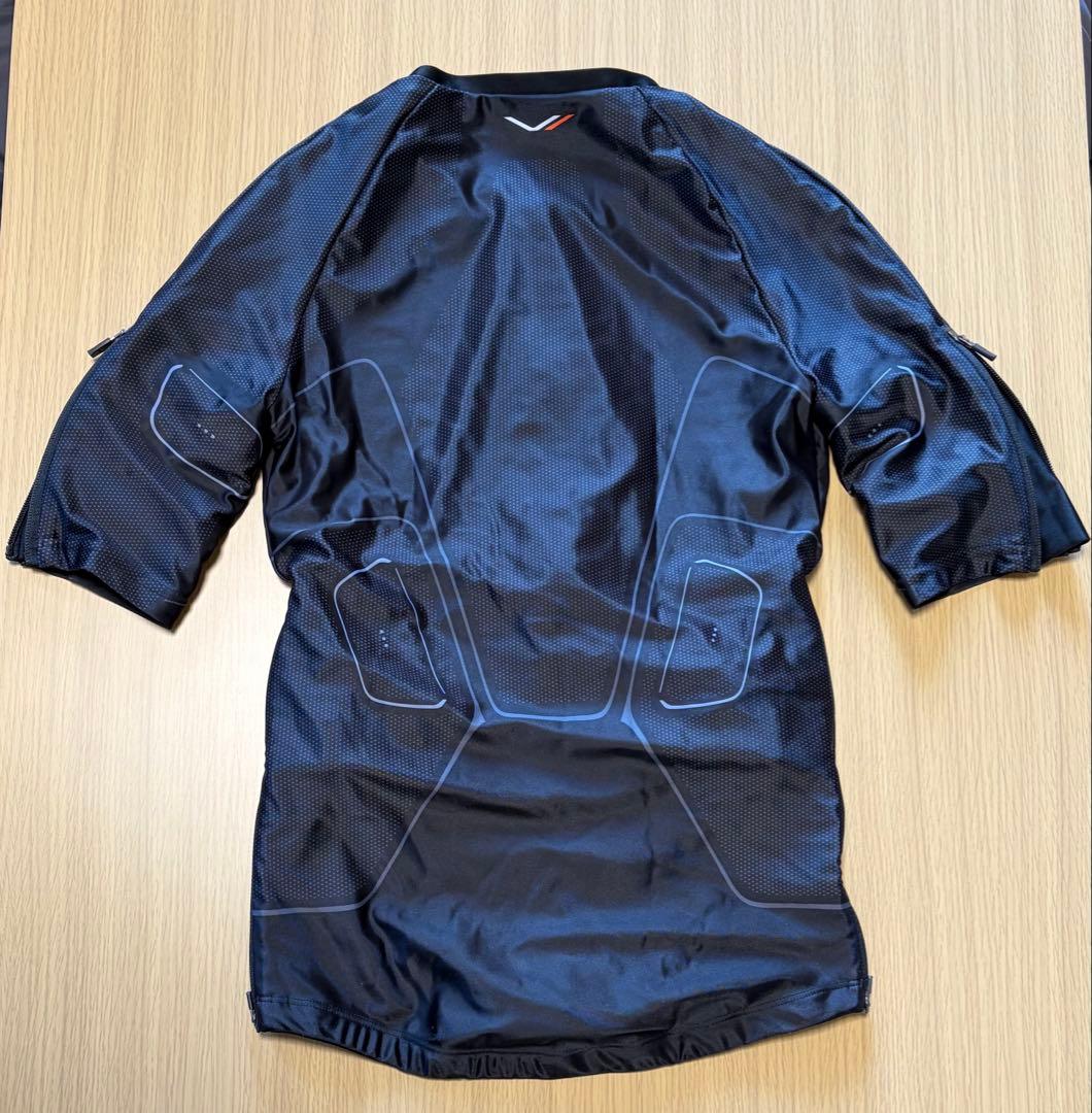 SIXPAD パワースーツ トップ M（MEN）コントローラー付