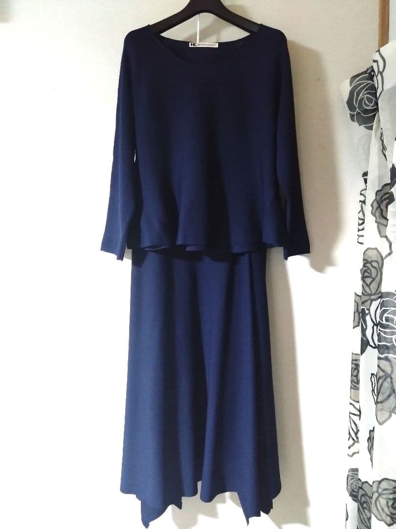 【美品】11号　HIROKO KOSHINO ニット　セットアップ　七〜八分袖