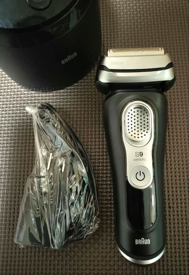 BRAUNシェーバー シリーズ9