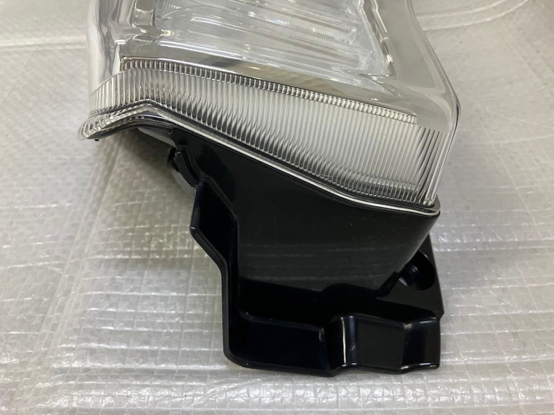 ♦︎ダイハツ★タントカスタムLA600S右純正テールランプ★インナーメッキ★良品★