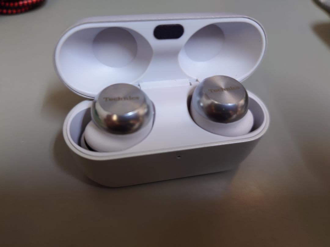 technics EAH-AZ100 シルバー 中古 ケース薄キズ