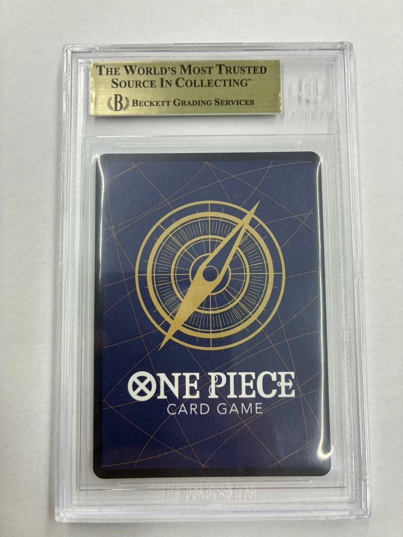 ワンピースカード　コミパラ　ハンコックOP07-051 BGS9.5