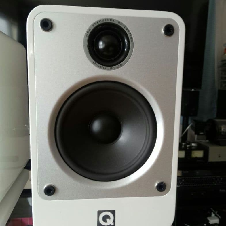 Q Acoustics concept20ホワイト ブックシェルフスピーカー