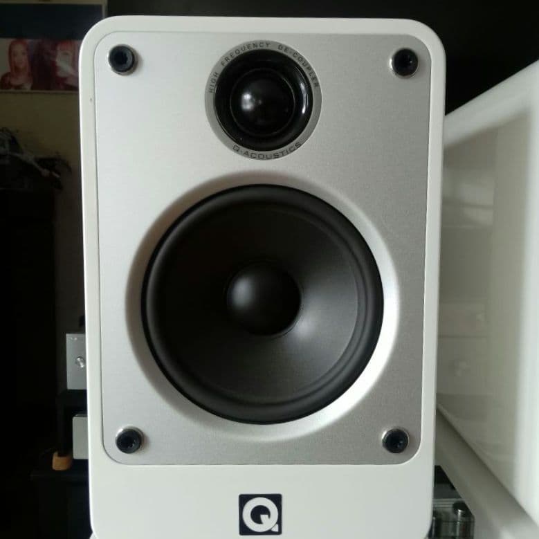 Q Acoustics concept20ホワイト ブックシェルフスピーカー