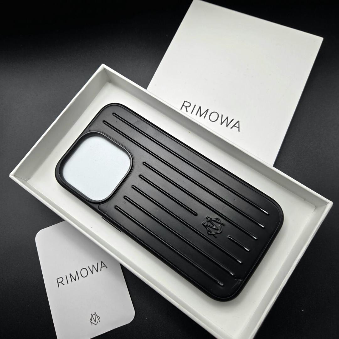 希少 リモワ iPhone 15pro スマホケース ブラック ハードケース