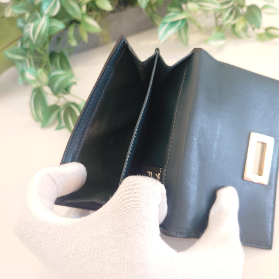 【美品】FENDI フェンディ パイソン ピーカブー ターンロック 3つ折り