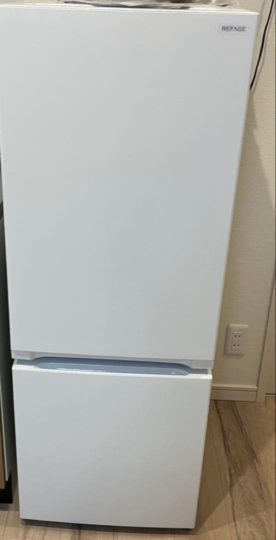 REFAGE ノンフロン冷凍冷蔵庫　YRZ-F15LW