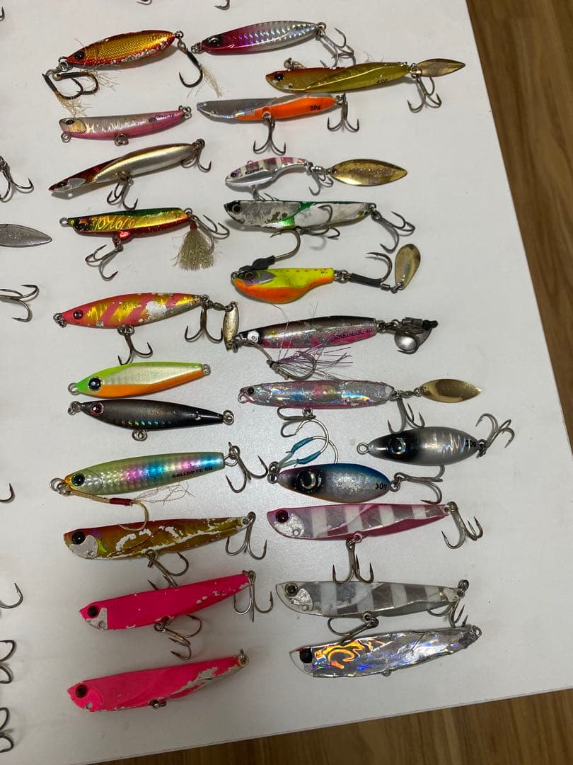 シーバスルアーまとめ売り100個以上　スピニングリールストラディック4000XG