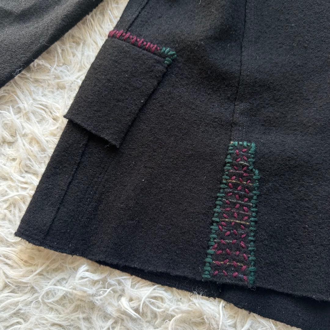 美品✨ヨーガンレール　ジャケットコート　ウール　糸刺繍　黒　ブラック