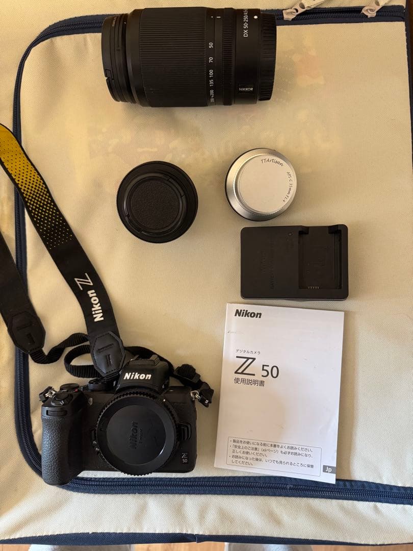 Nikon Z 50 ミラーレスカメラ ダブルズームキット