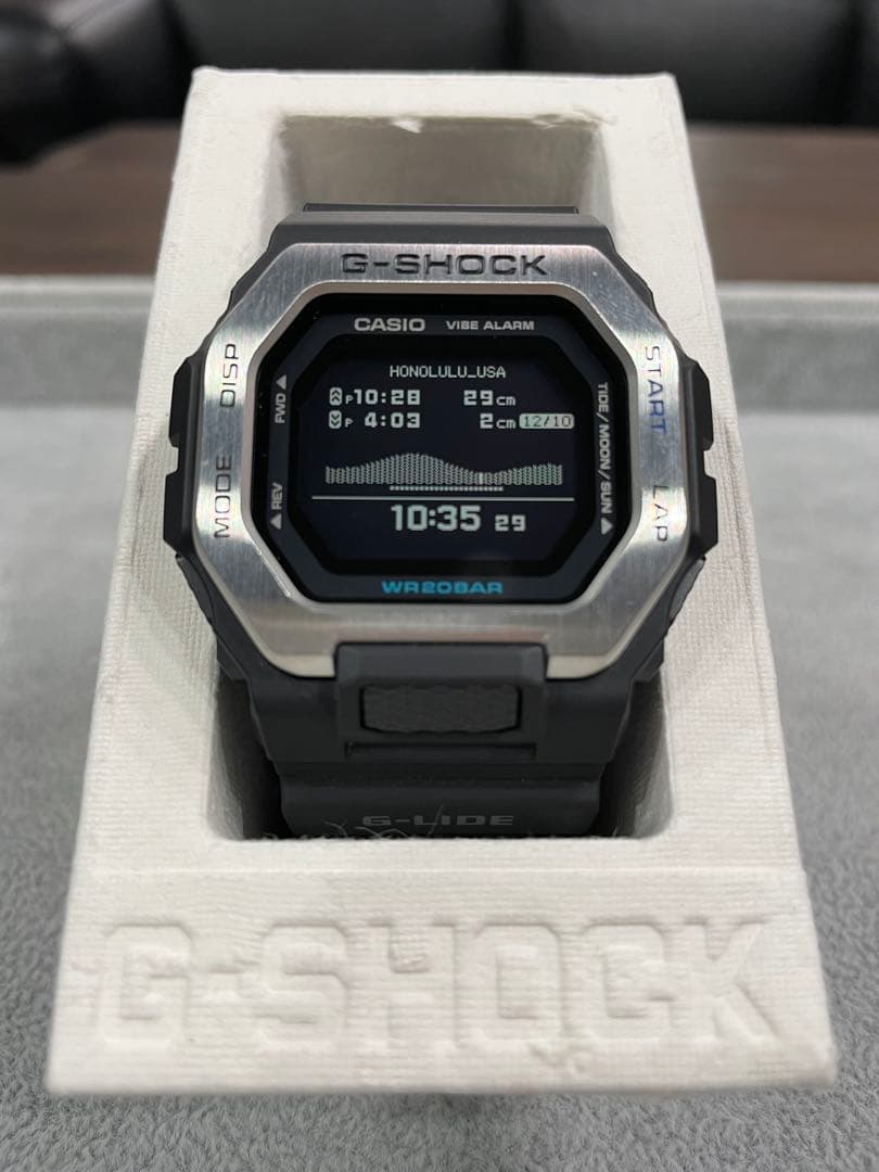 美品 カシオ G-SHOCK GBX-100-1DR C007117