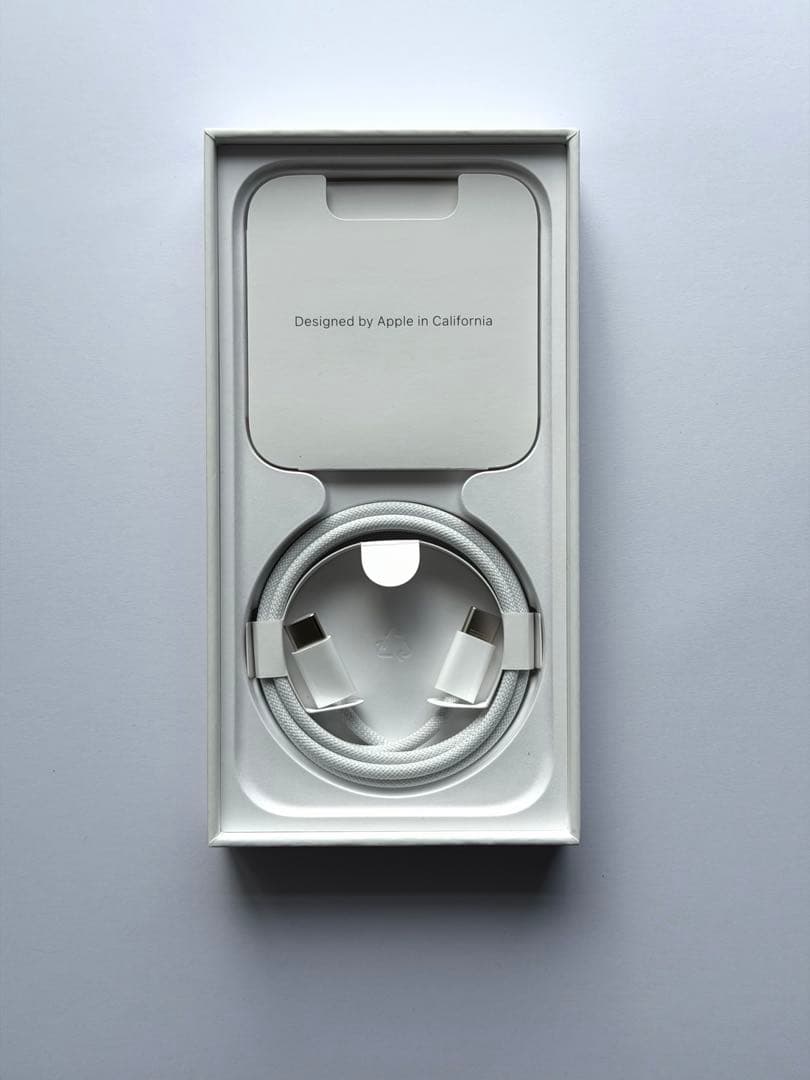 iPhone 15 256GBブラック　SIMフリー