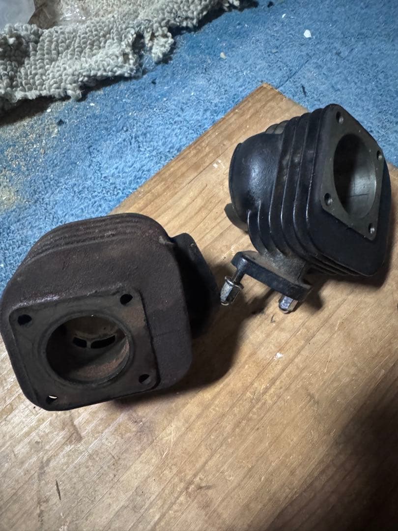 赤*ロ様 AF35 ボアアップキット、純正ピストンシリンダーセット