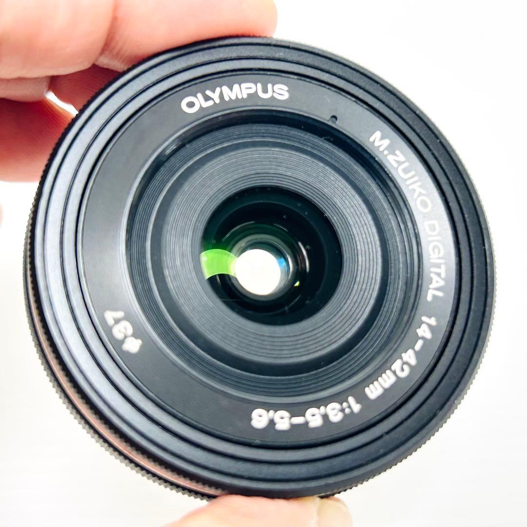 OLYMPUS パンケーキレンズ M.ZUIKO 14-42mm EZ ブラック
