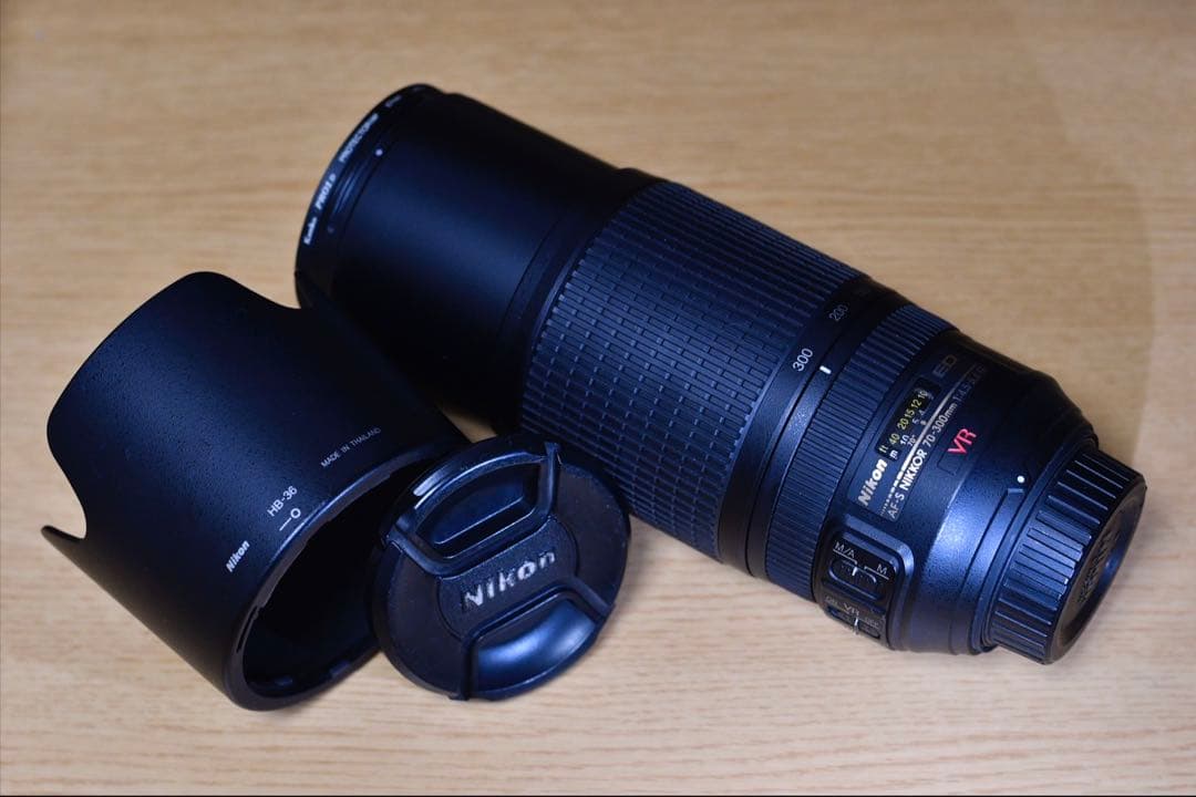 Nikon AF-S 70-300mm VR レンズ　フルサイズ対応