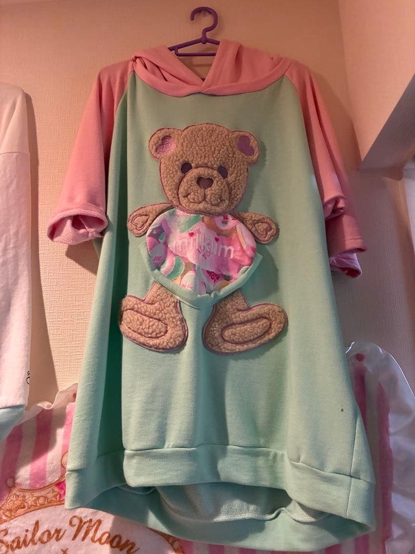 milklim　くまパーカー　スウェット