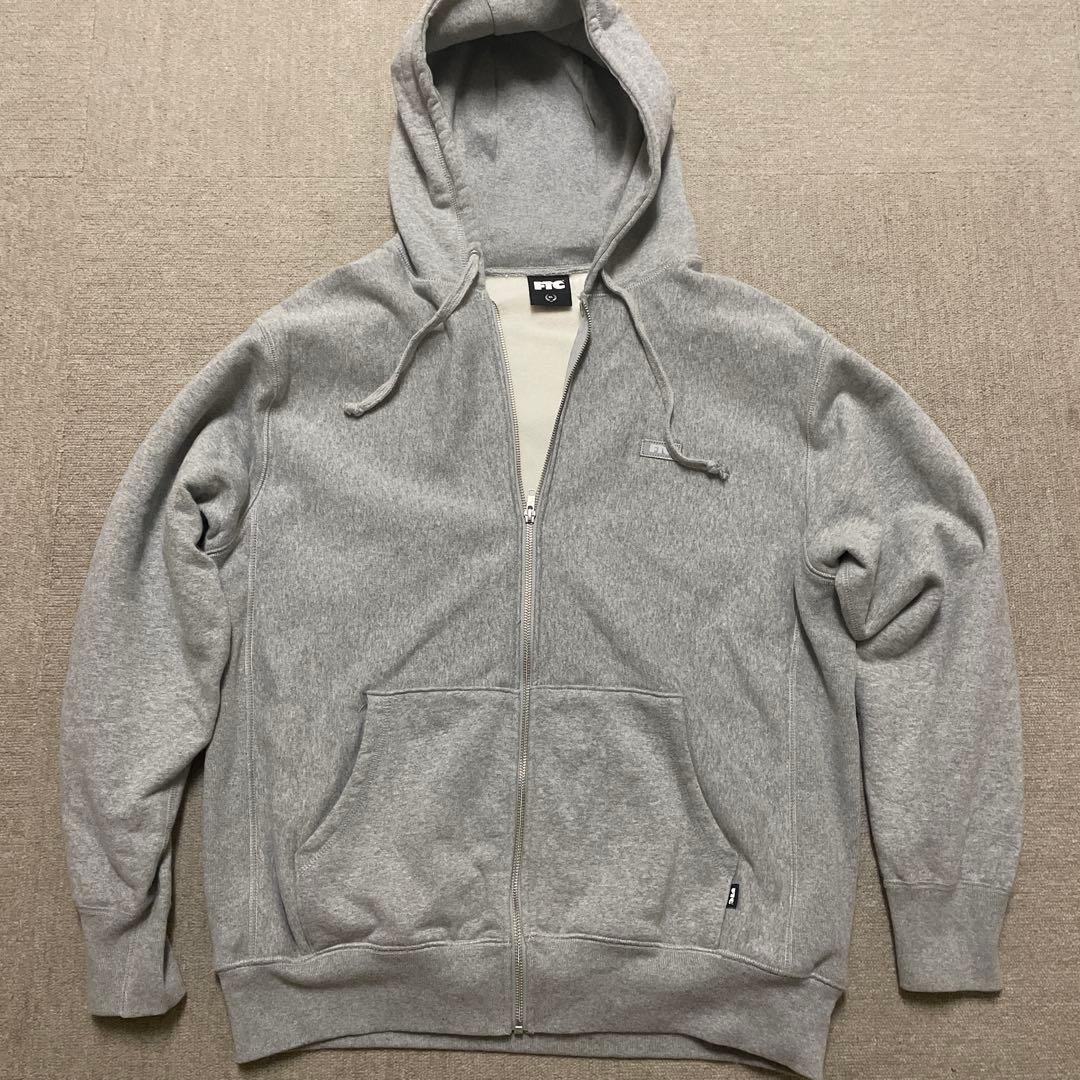 FTC パーカー グレー XL ジップアップ 人気モデル