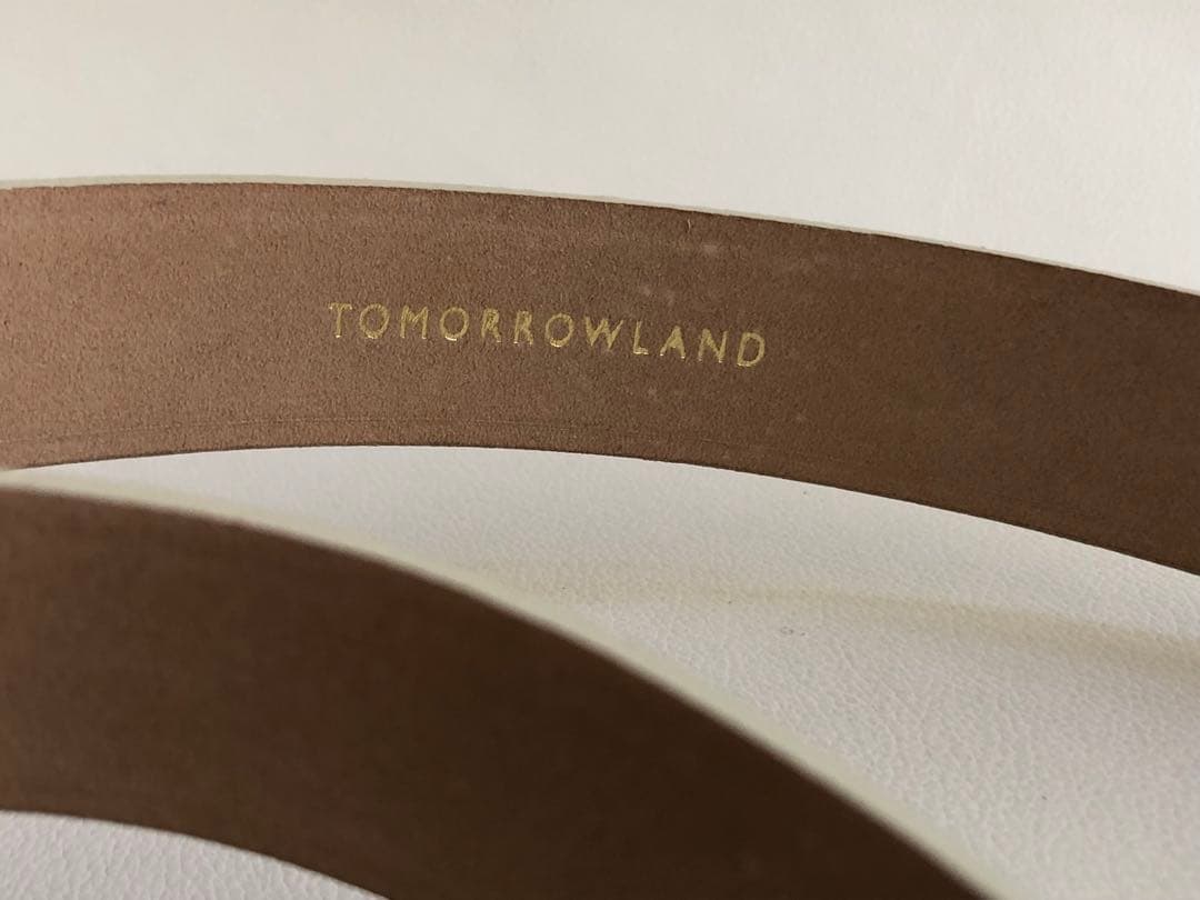 【新品タグ付】トゥモローランド ロングベルト 牛革 ベージュ