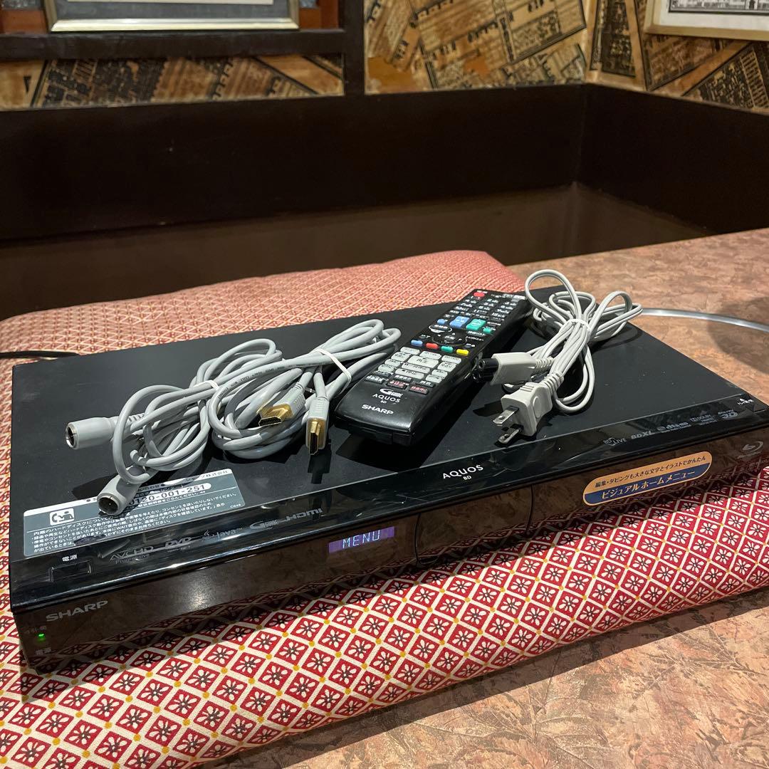シャープBD−W1300 感動品！　なまこです！！！