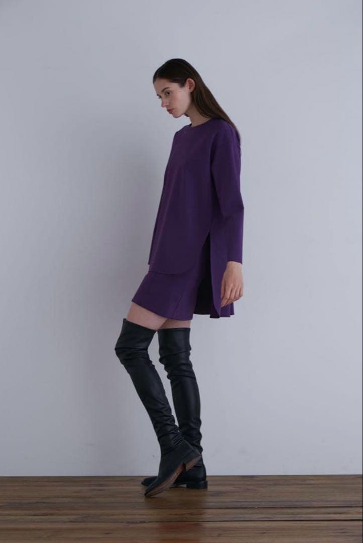 ★美品★LE PHIL ハイストレッチポンチジャージートップス　パープル