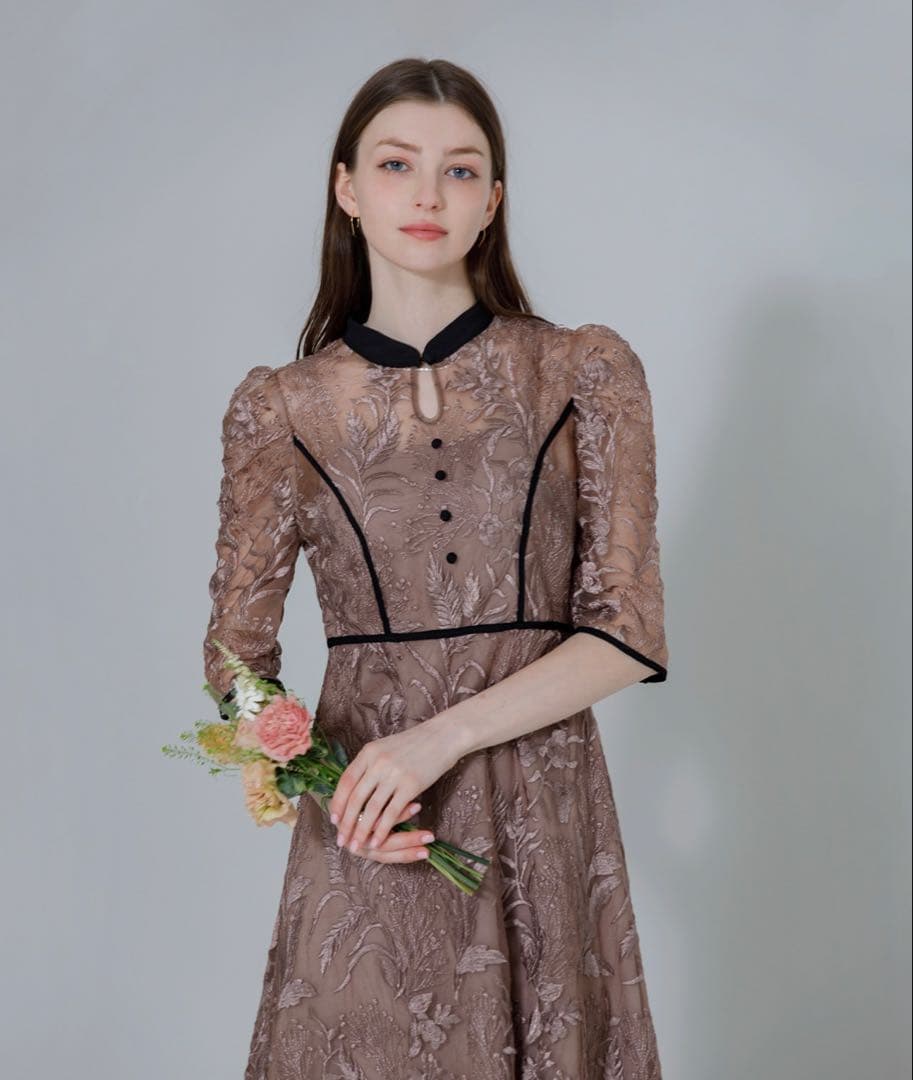 LEJA 花柄刺繍　レース　チュール　パフスリーブ　結婚式　オケージョンドレス