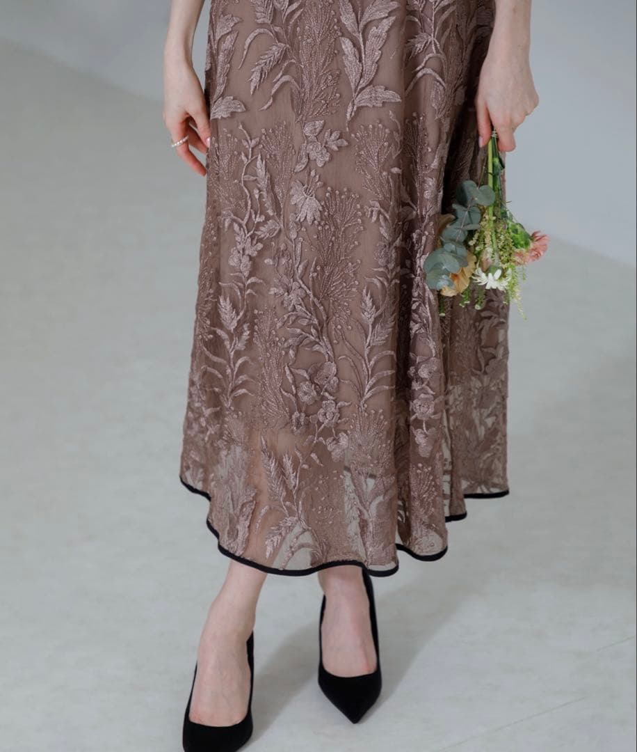 LEJA 花柄刺繍　レース　チュール　パフスリーブ　結婚式　オケージョンドレス