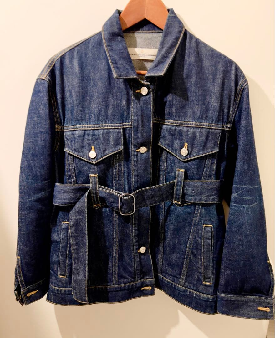［最終お値下げ］GOLDEN  デニムジャケット ベルト付き