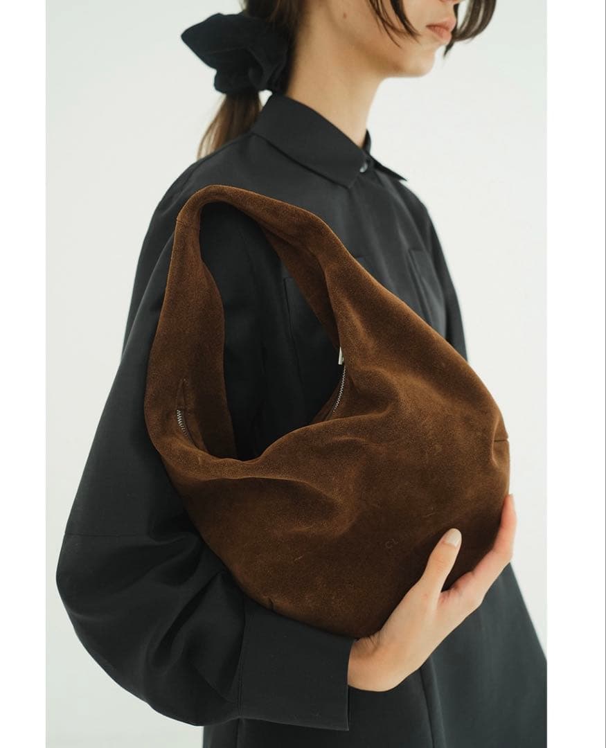 CLANE☆美品　MOON SUEDE BAG