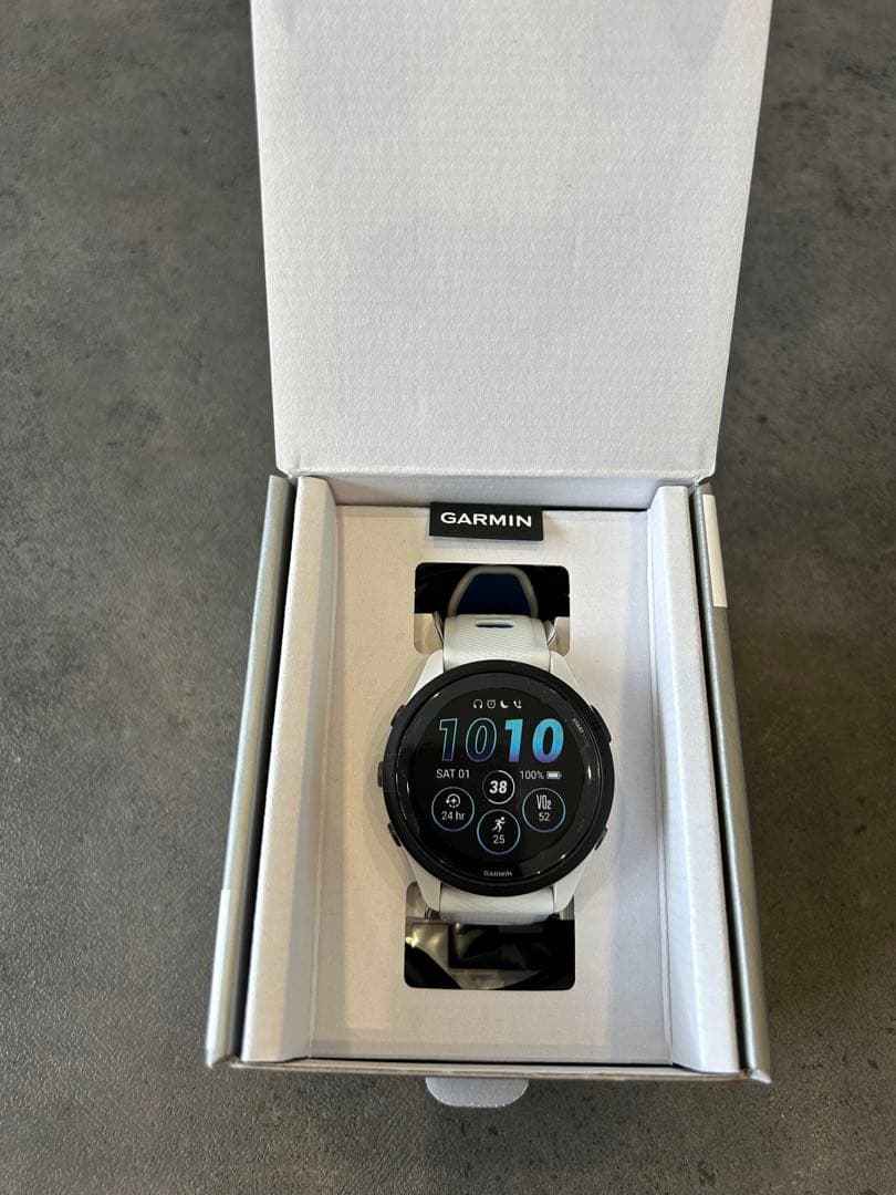 【美品】GARMIN Forerunner 265 Music