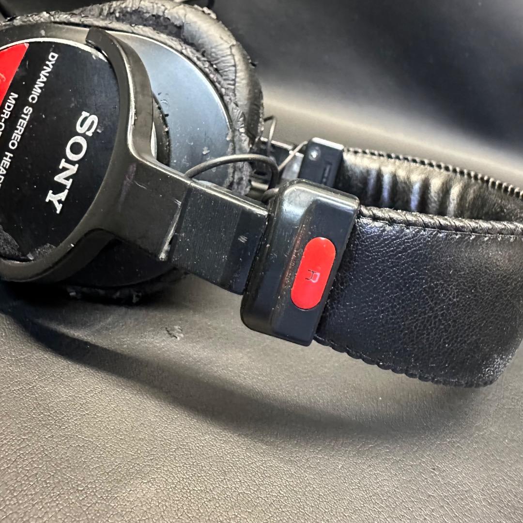 ♡Hb裏右1008 SONY 有線 密閉型スタジオモニターヘッドホン 黒