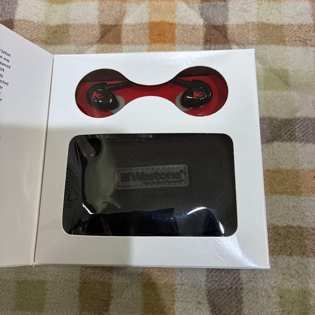 新品　未使用Westone Audio Westone3 fiio アンプ同梱