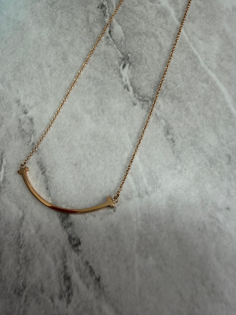 Tiffany T スマイルペンダント スモール　イエローゴールド