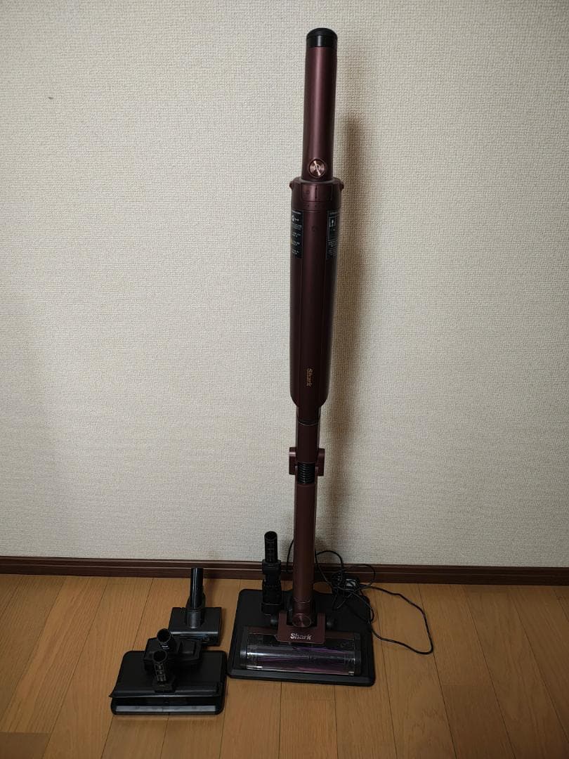 シャーク★コードレスクリーナー★LC250JBR★バッテリー新品と同等★3