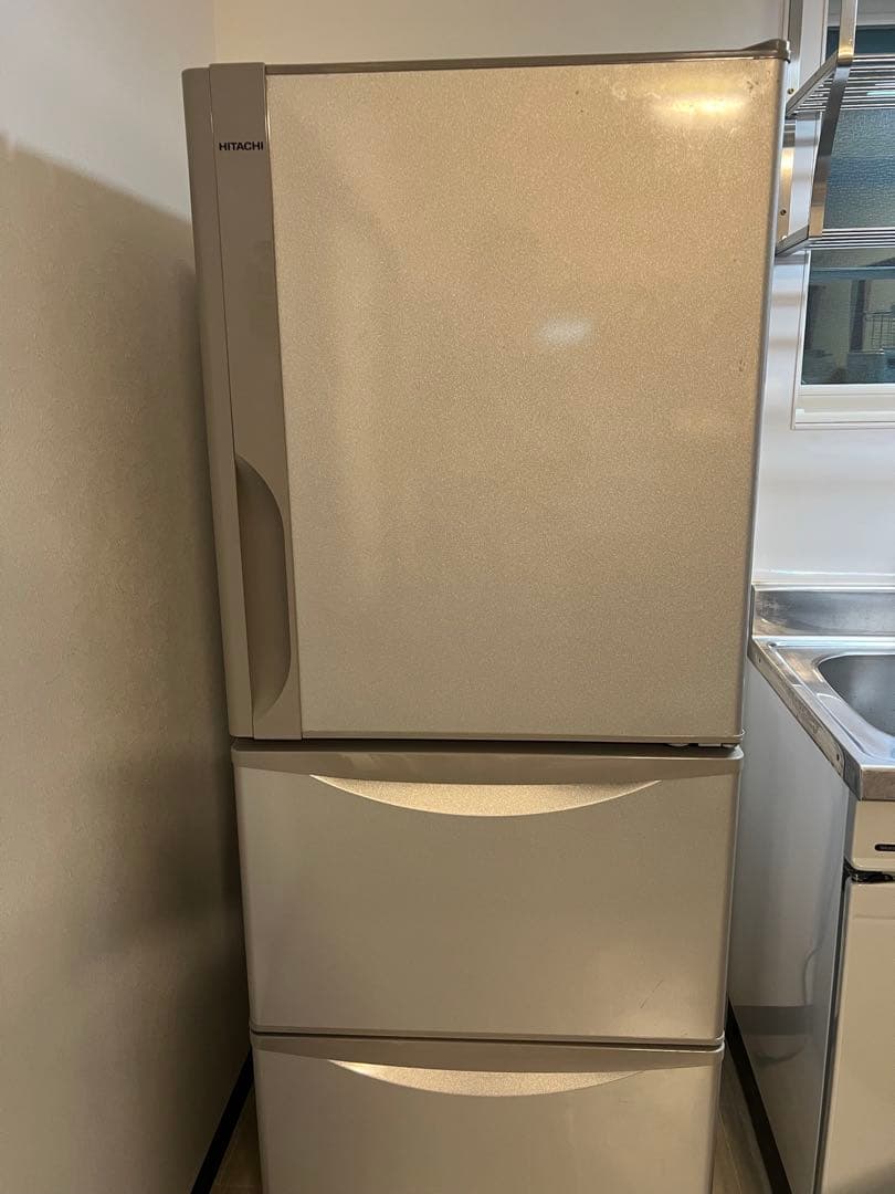 【美品】【送料込み】【日本製】【265L】HITACHI 冷蔵庫 シルバー