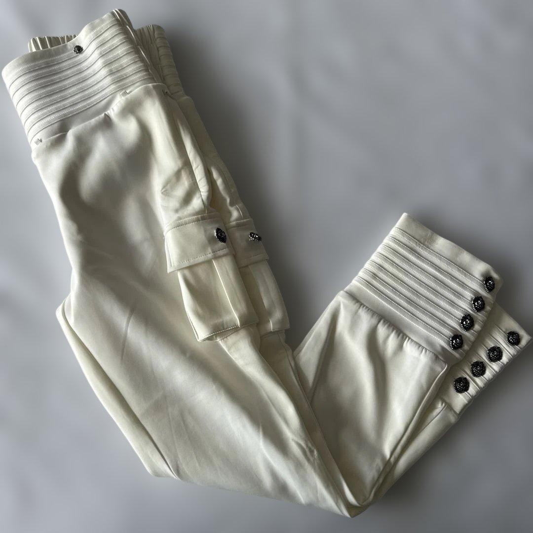 Vaqutaux 世界一のふくレギンスカーゴパンツ ミルク