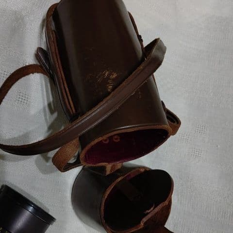 ミノルタ　カメラ レンズ　革ケース付②